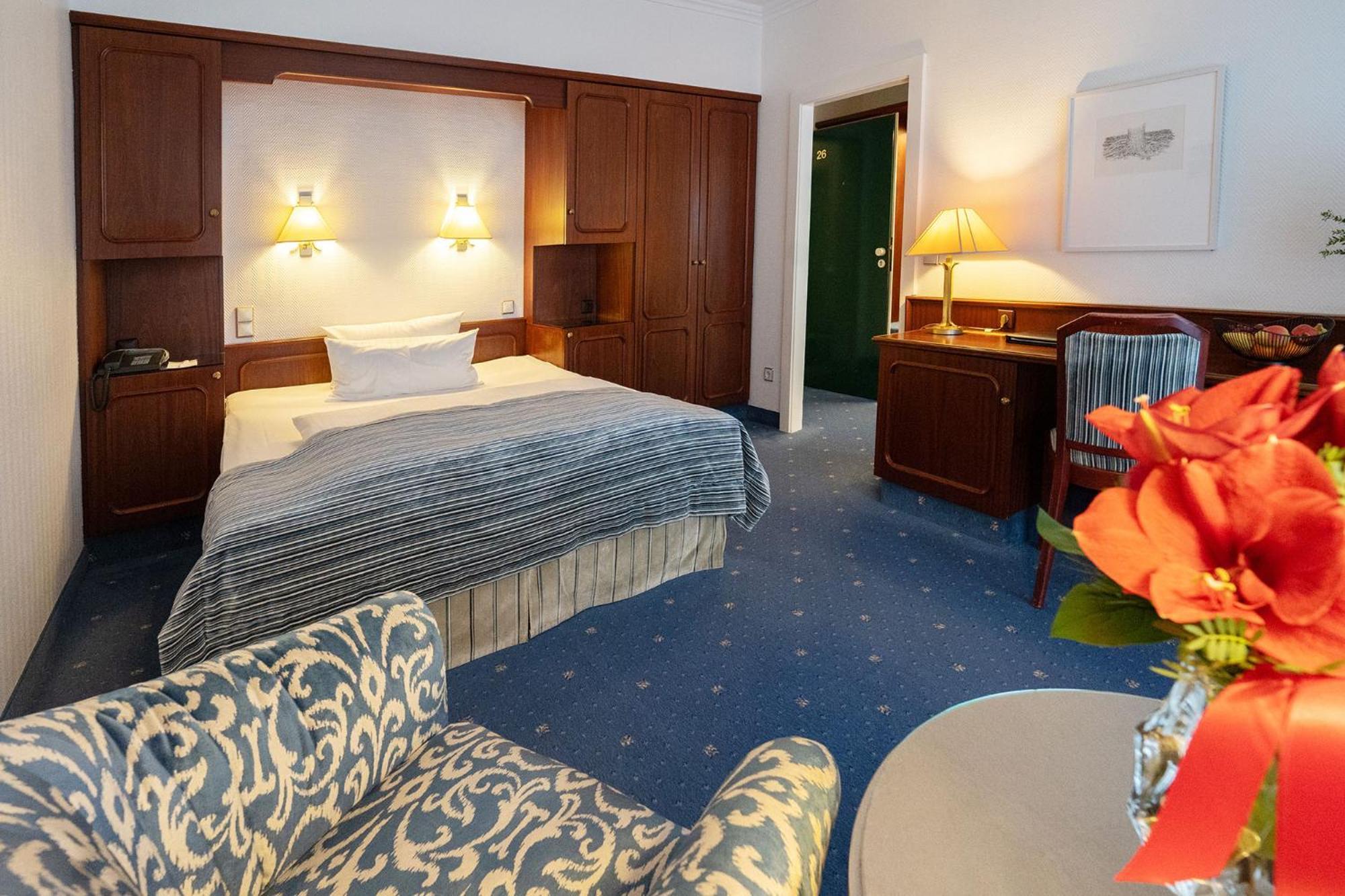 Bernstein Hotel Villa Kastania Berlin Room photo