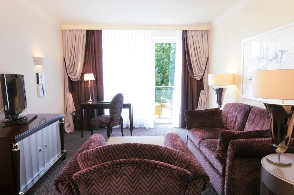 Bernstein Hotel Villa Kastania Berlin Exterior photo